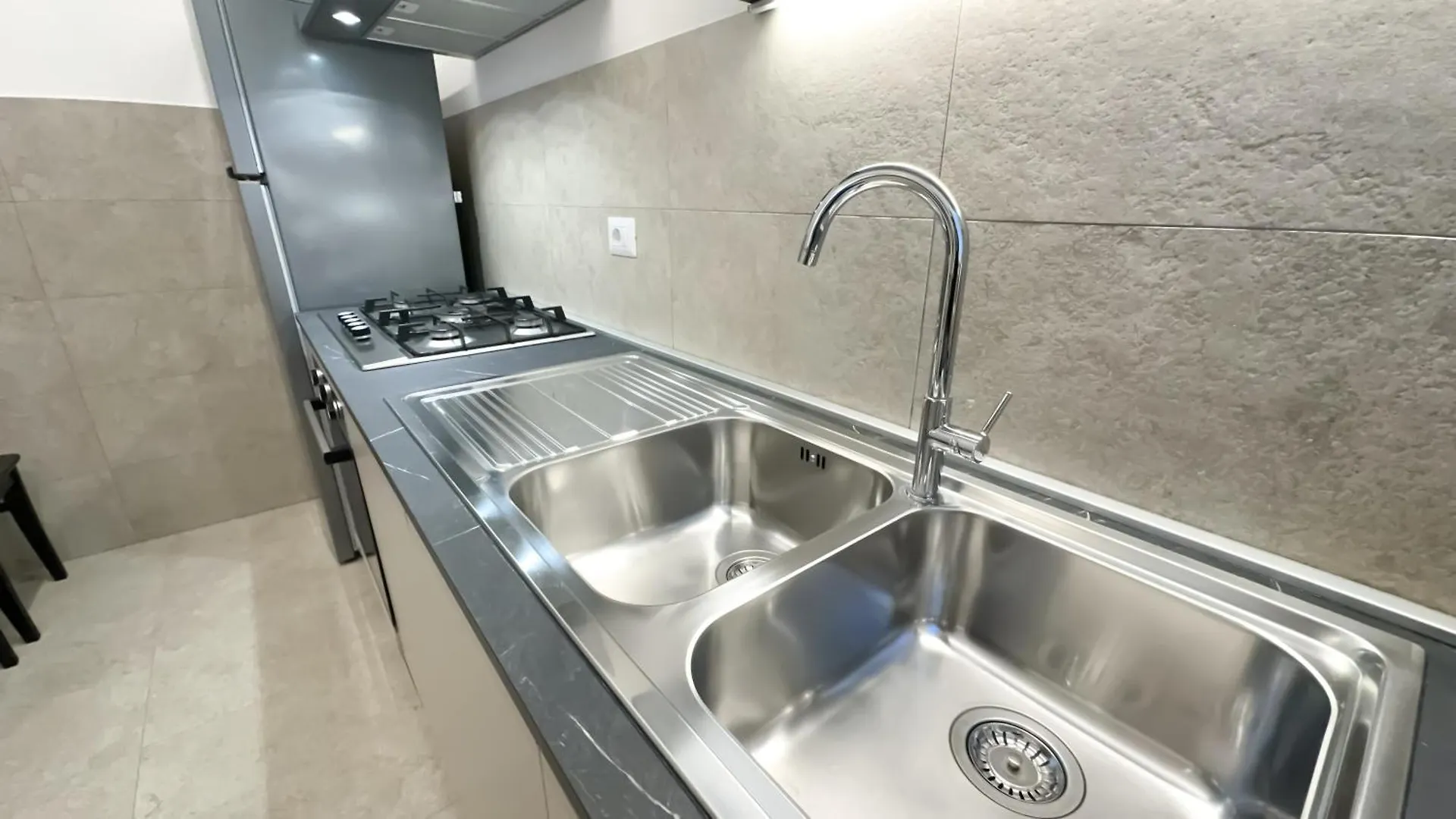 Serenity Suites Rimini - Affitti Brevi Italia 0*,